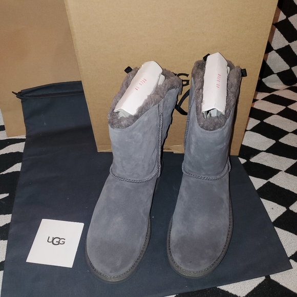 Ugg boots - Picture 2 of 10